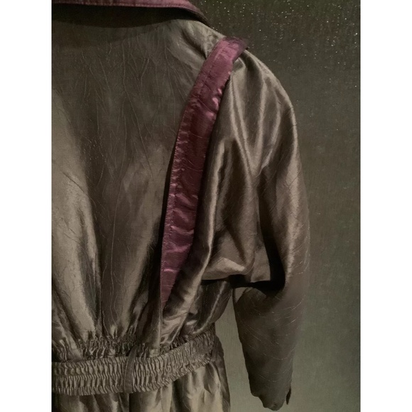 One Piece SKEA ski/snowboarding outfit - Picture 5 of 9